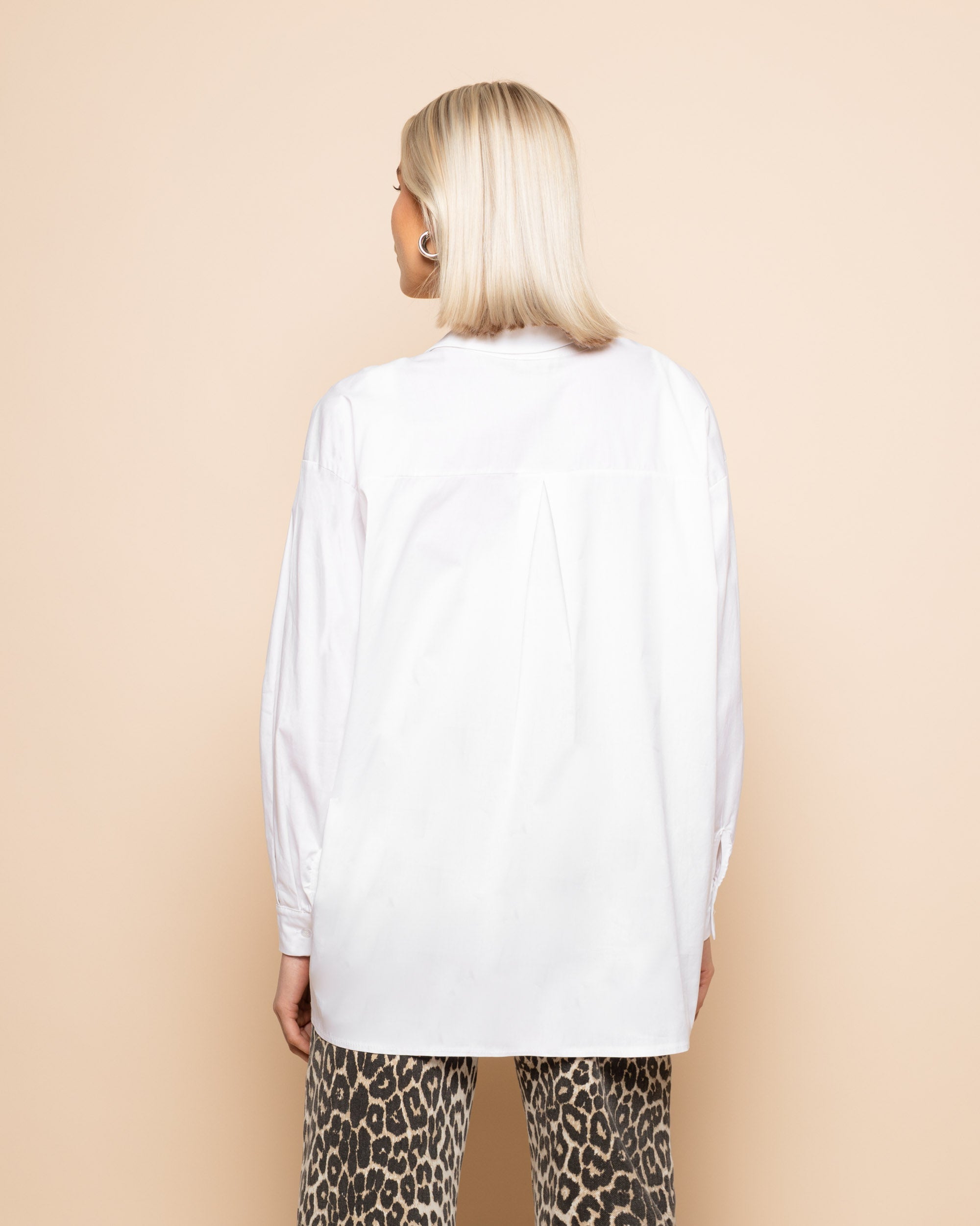 OVERSIZED BLOUSE WIT