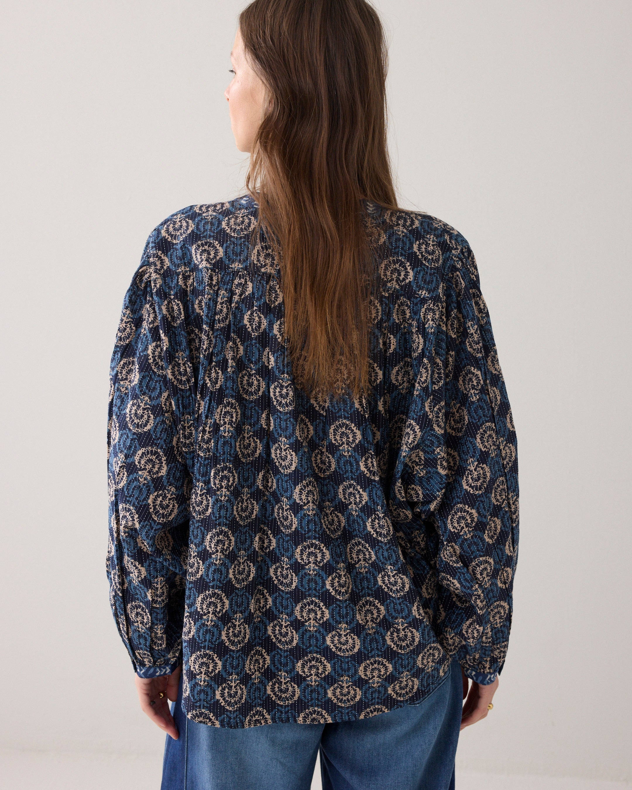 Blockprint-blouse met vleermuismouw