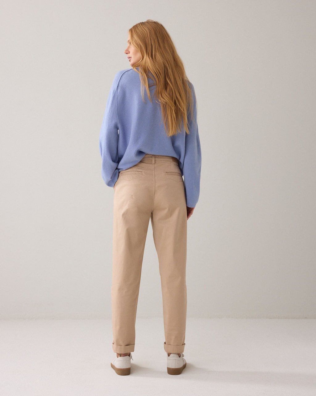 Slim chino satijngeweven