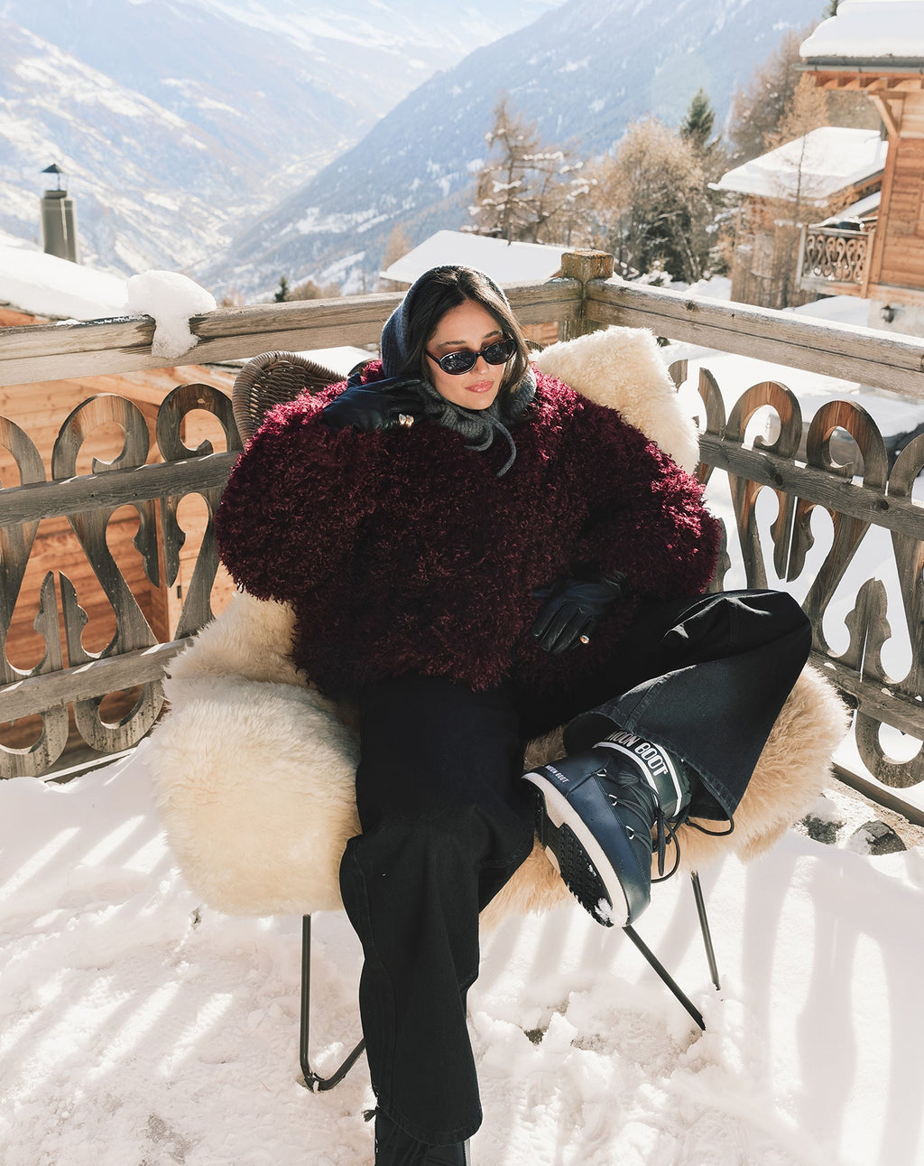 HAIRY COAT BURGUNDY